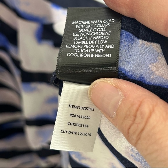 NWT Torrid Tops Torrid Navy Zebra Georgette Peplum Blouse - Picture 13 of 15